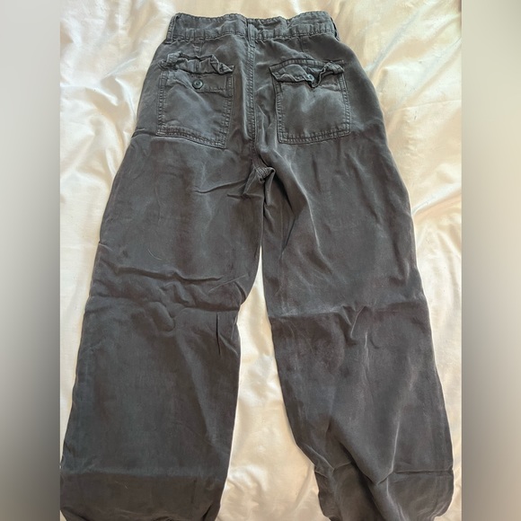 AMERICAN EAGLE CARGO PANTS - Picture 3 of 3